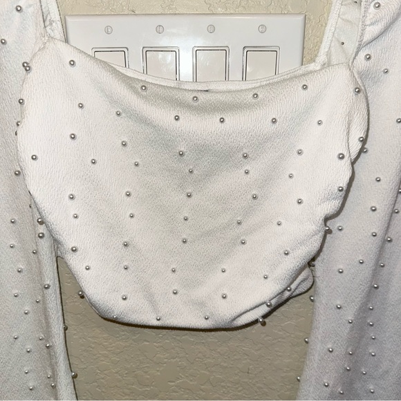 Windsor Large White Pearl Embellished Long Sleeve Crop Top Preppy Whimsical - Picture 3 of 7